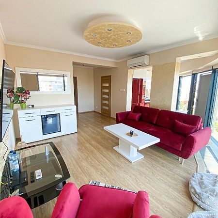 Glass Tower Apartament Rzeszow Bagian luar foto