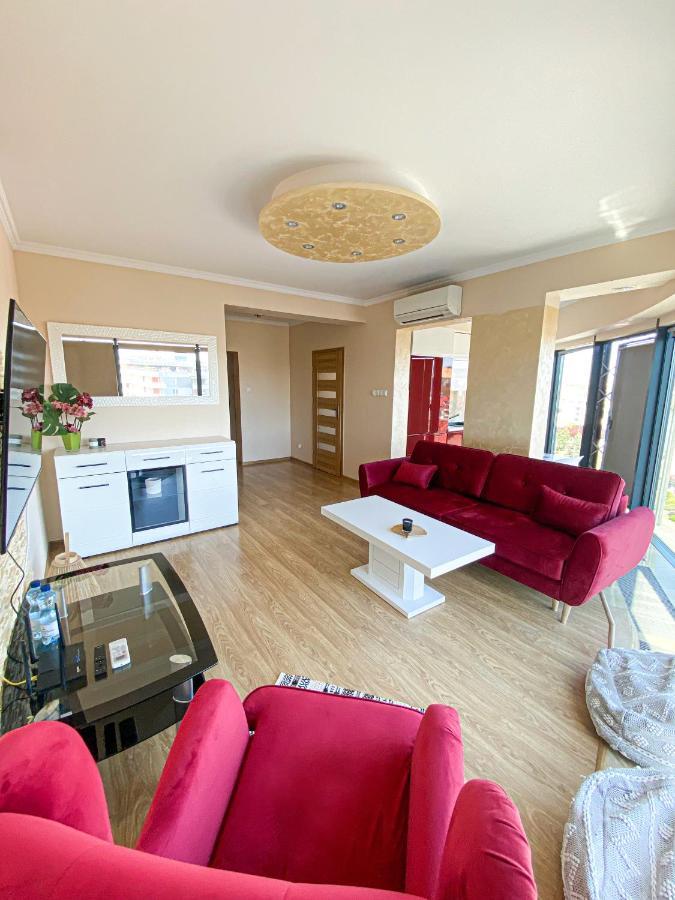 Glass Tower Apartament Rzeszow Bagian luar foto